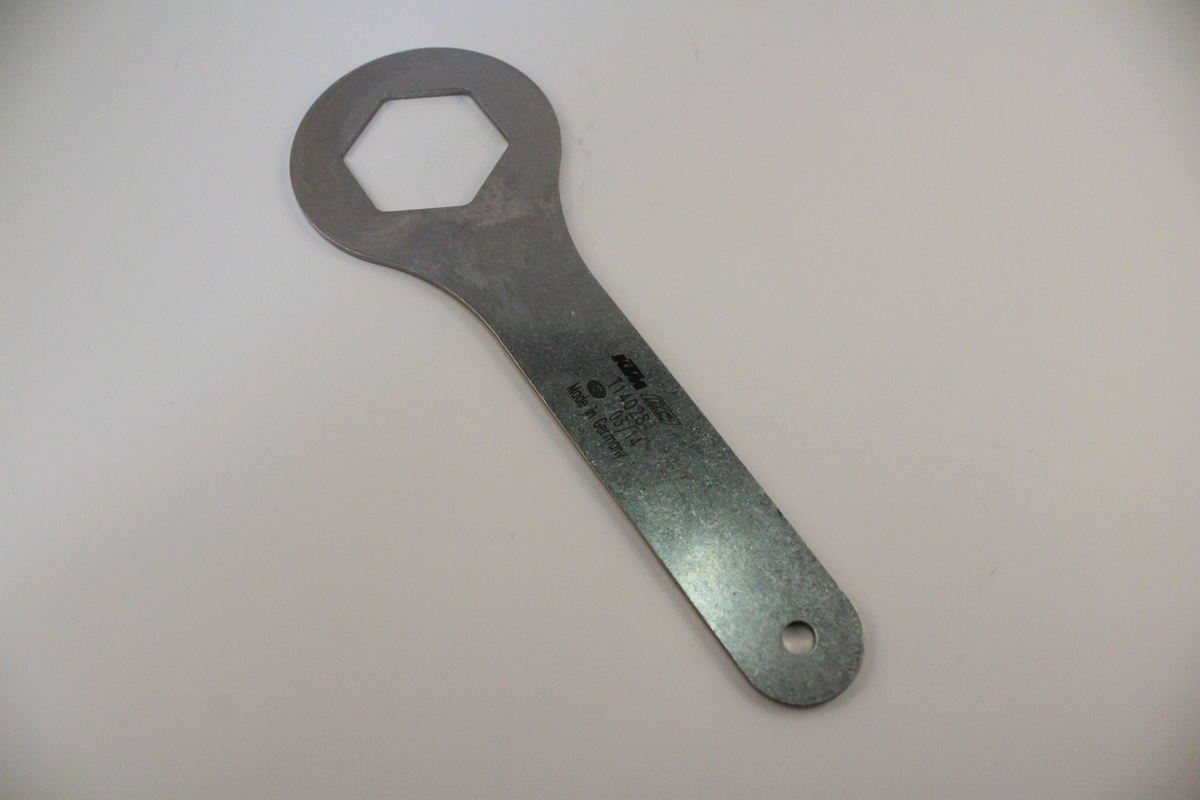 WP PRE LOAD SPANNER 48MM FORKS